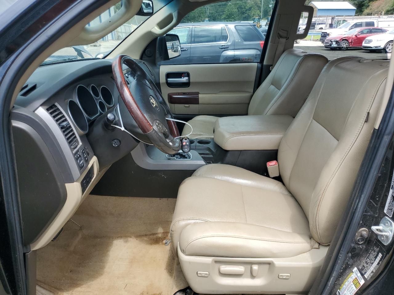 2011 TOYOTA SEQUOIA PLATINUM photo 13
