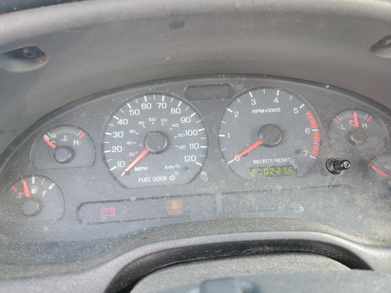 2004 FORD MUSTANG photo 17