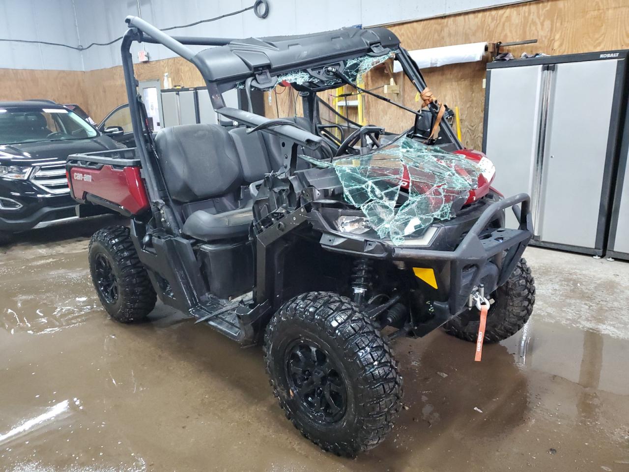 2024 CAN-AM DEFENDER
