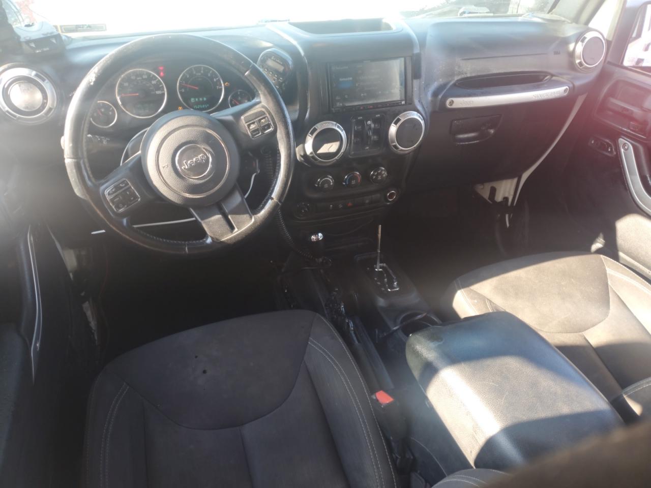 2016 JEEP WRANGLER UNLIMITED SAHARA photo 8
