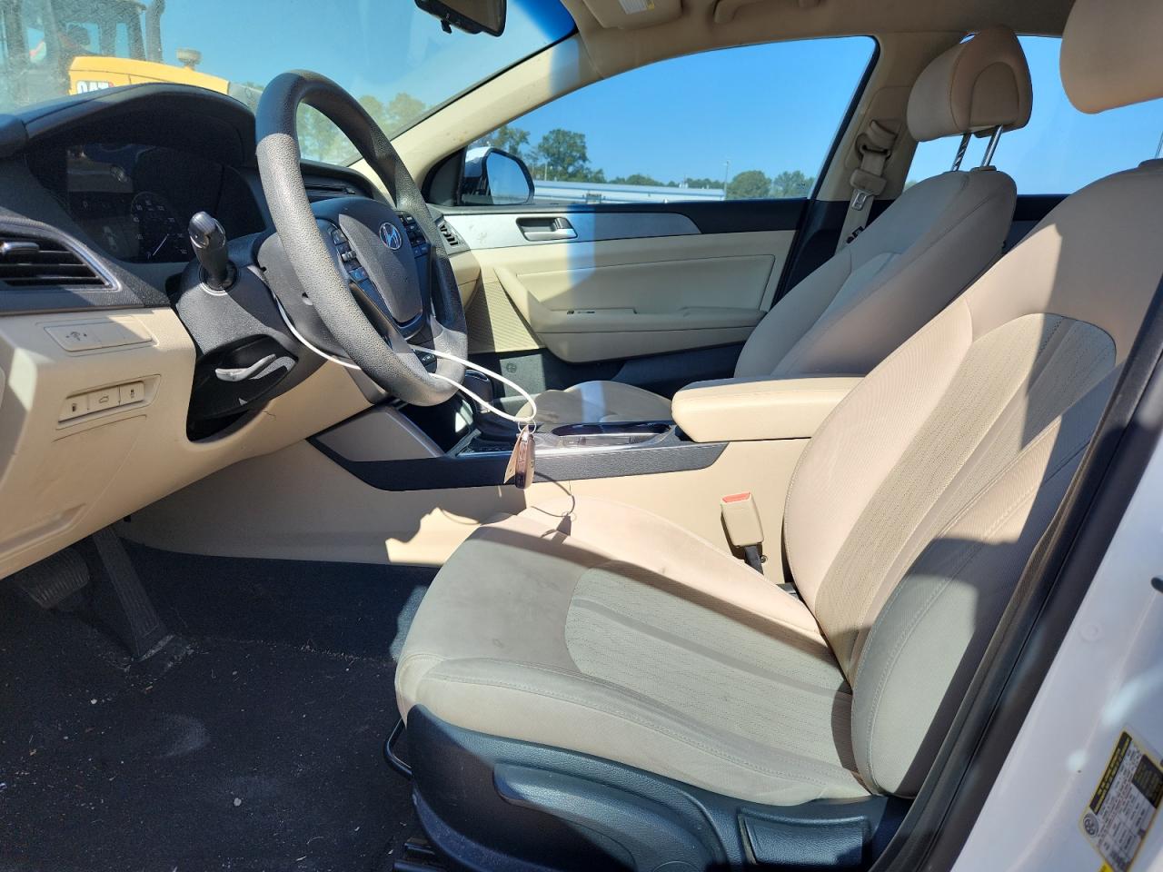 2017 HYUNDAI SONATA HYBRID photo 7