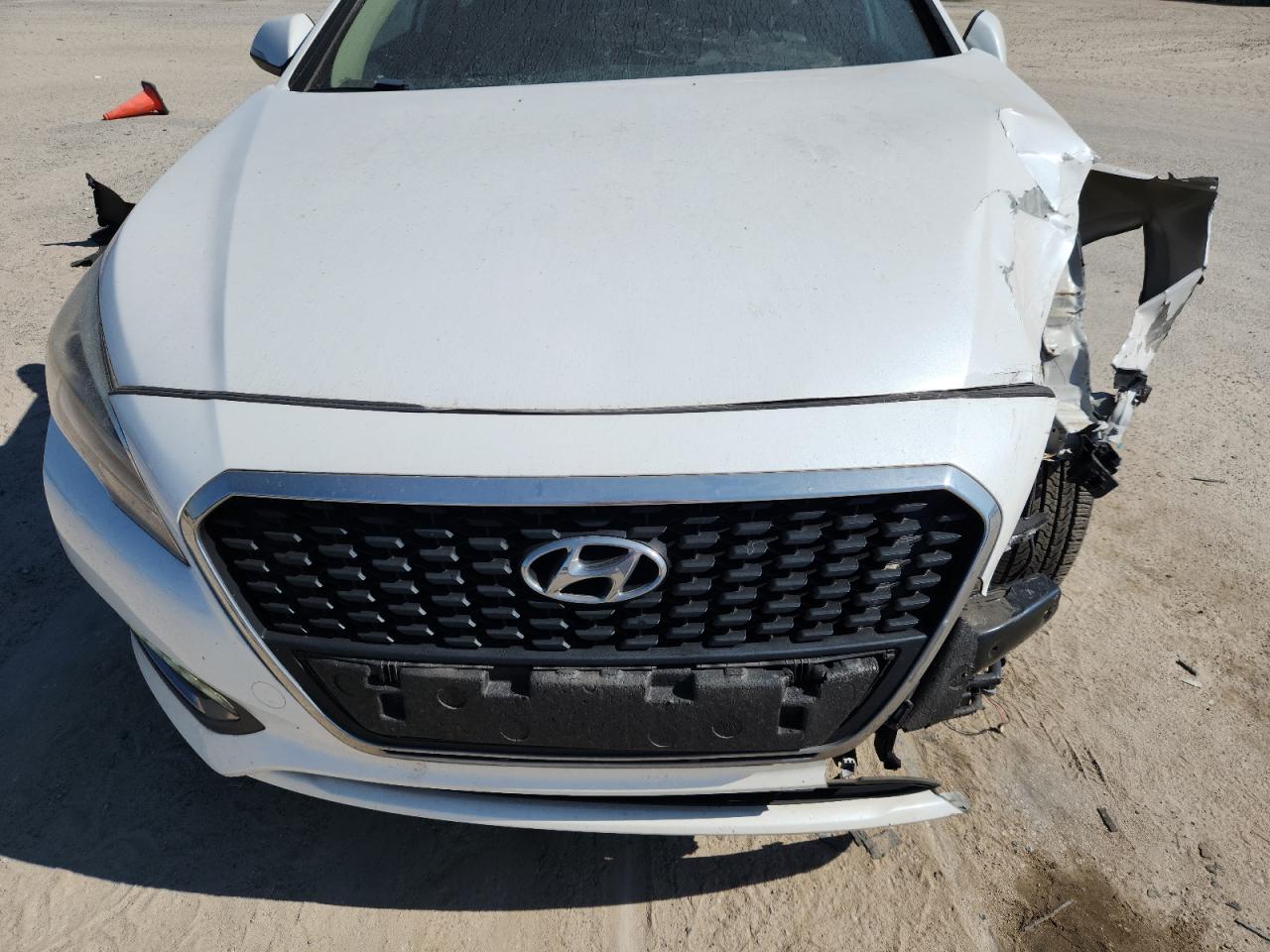 2017 HYUNDAI SONATA HYBRID photo 11