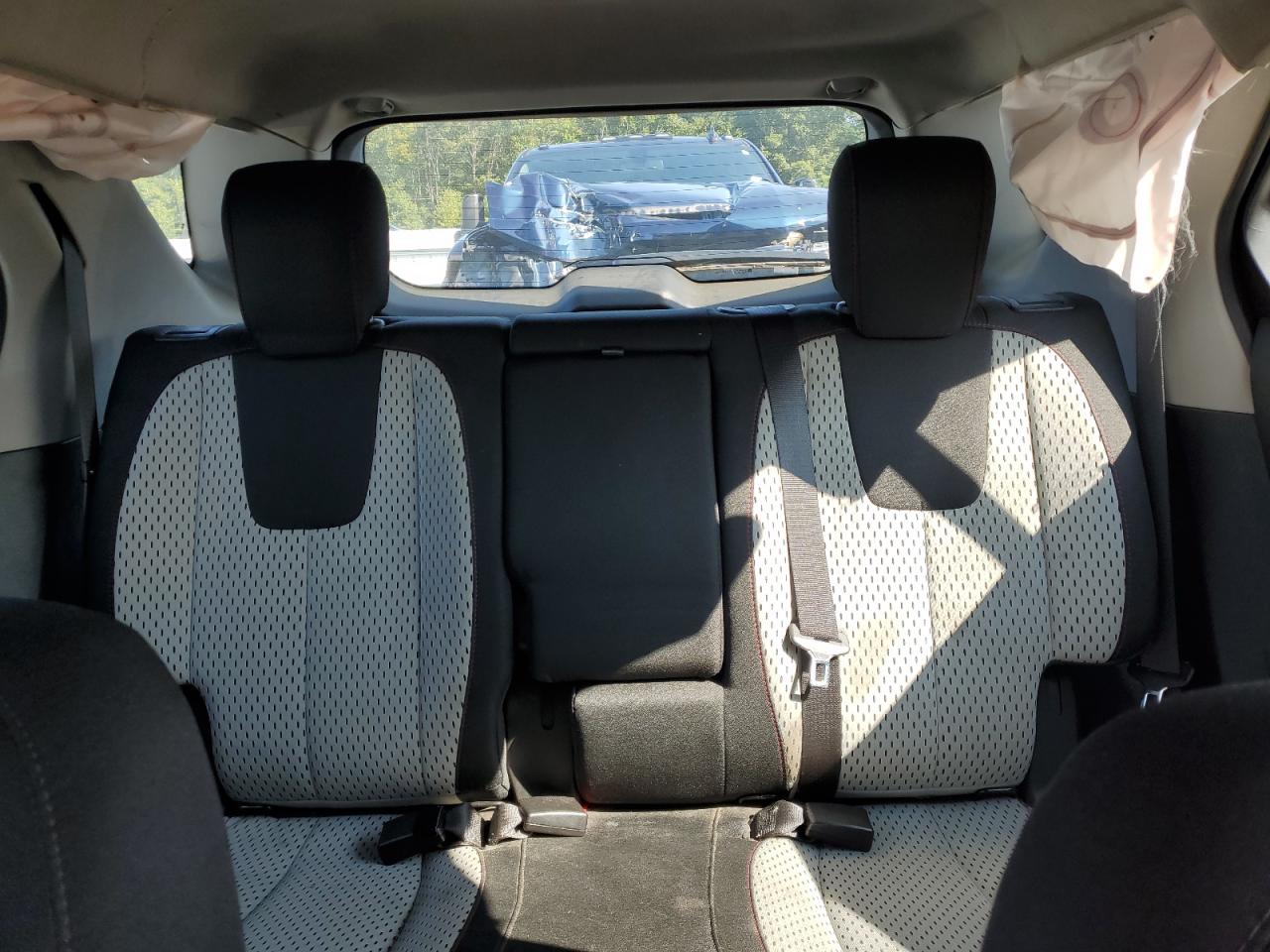 2014 CHEVROLET EQUINOX LS photo 28