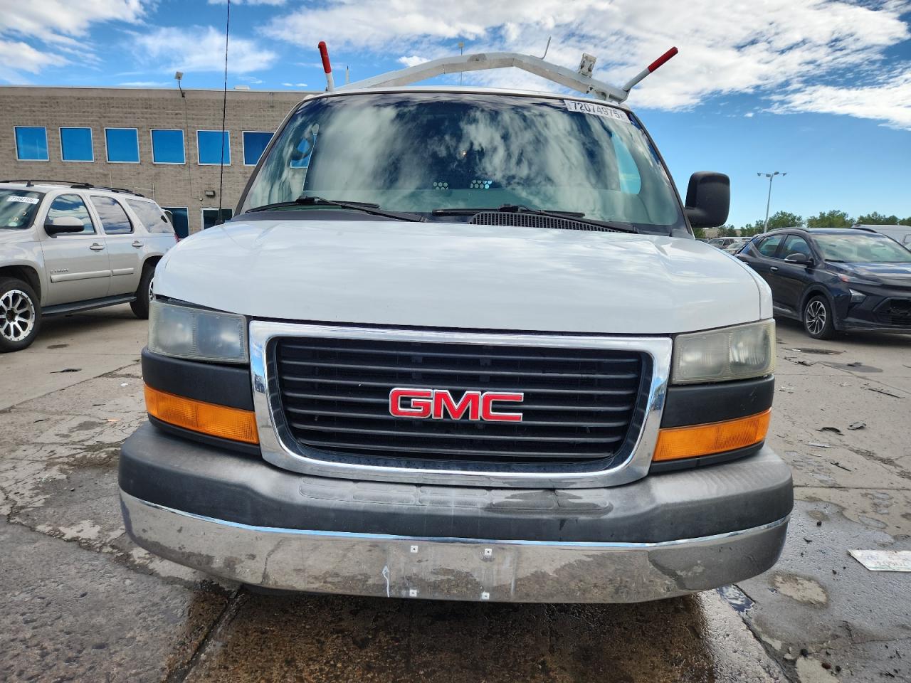 2012 GMC SAVANA G2500 photo 9