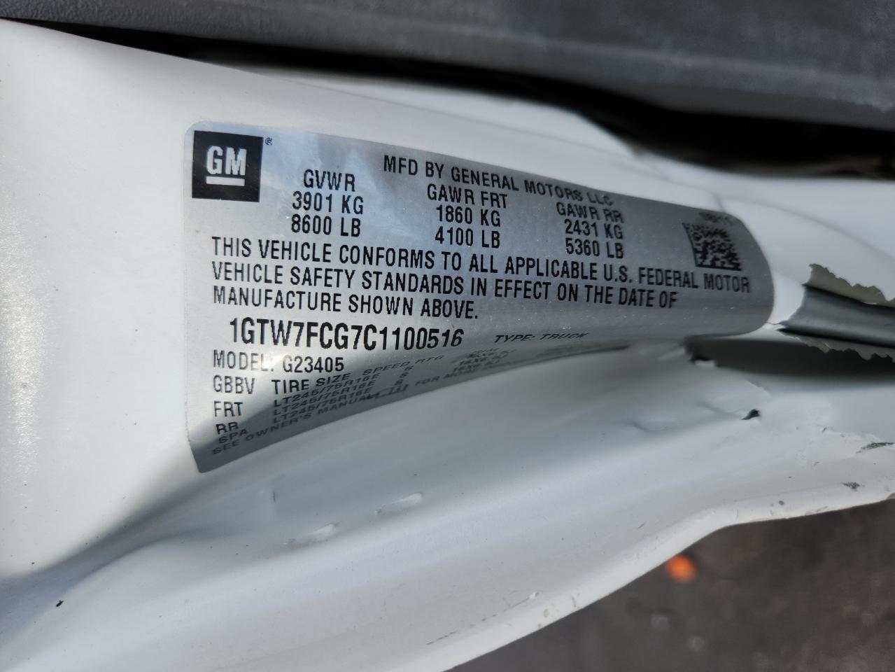 2012 GMC SAVANA G2500 photo 25