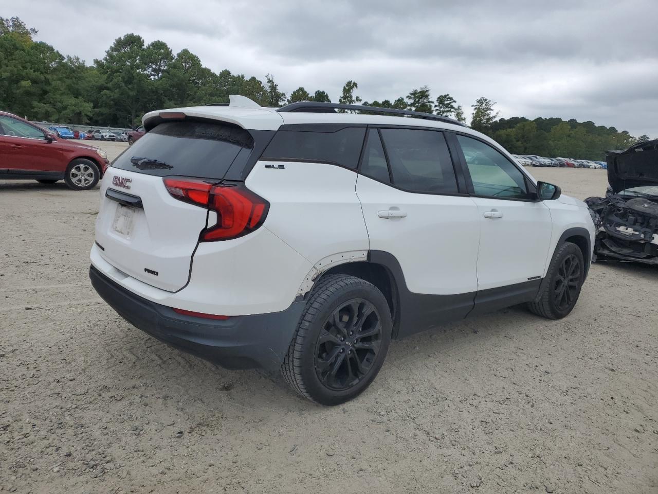 2019 GMC TERRAIN SLE photo 7