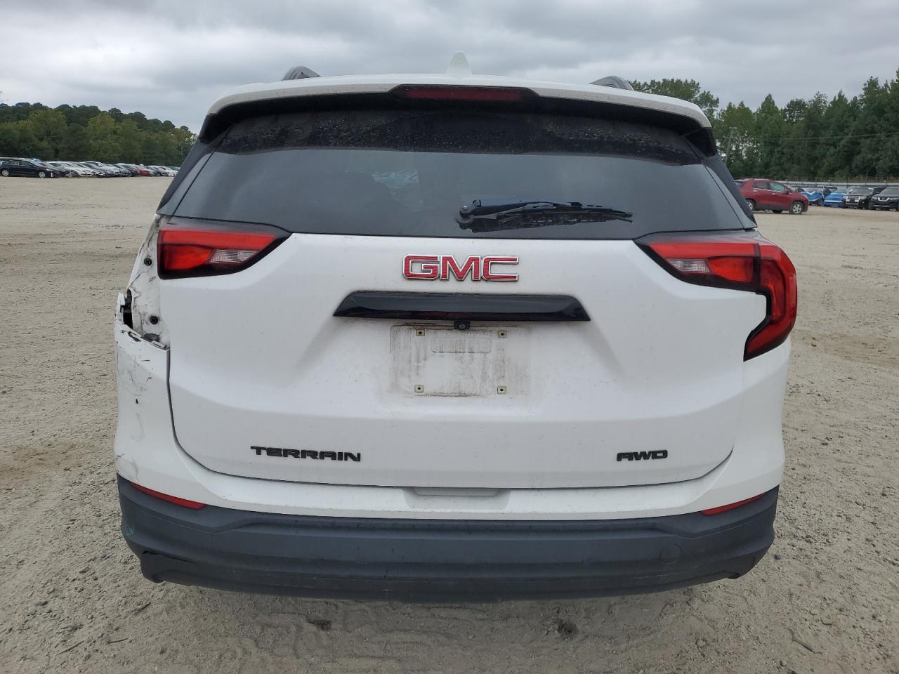 2019 GMC TERRAIN SLE photo 16