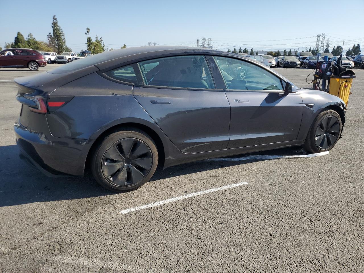 2024 TESLA MODEL 3 photo 3
