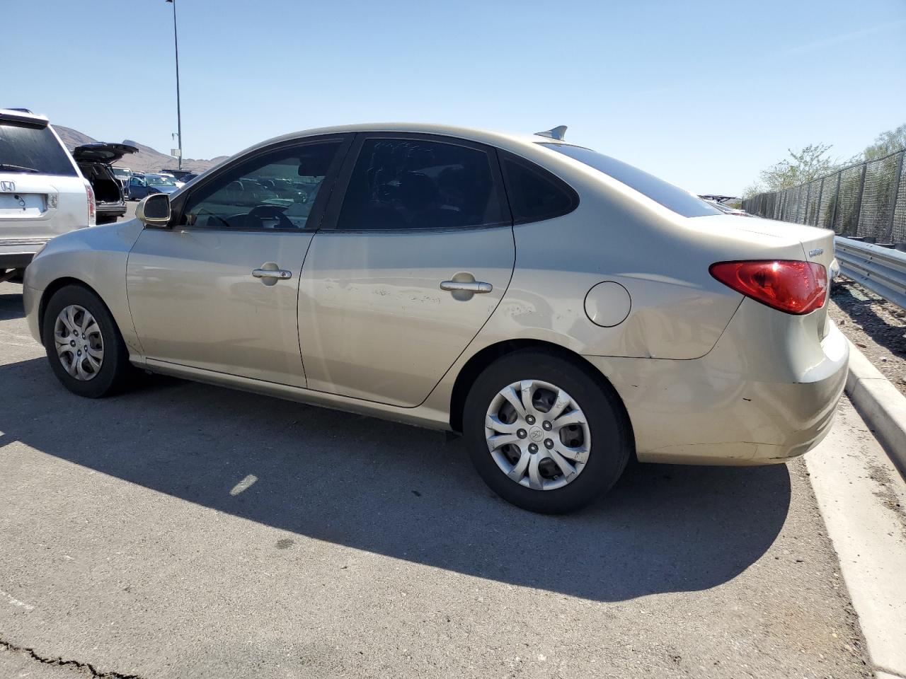 2010 HYUNDAI ELANTRA BLUE photo 2