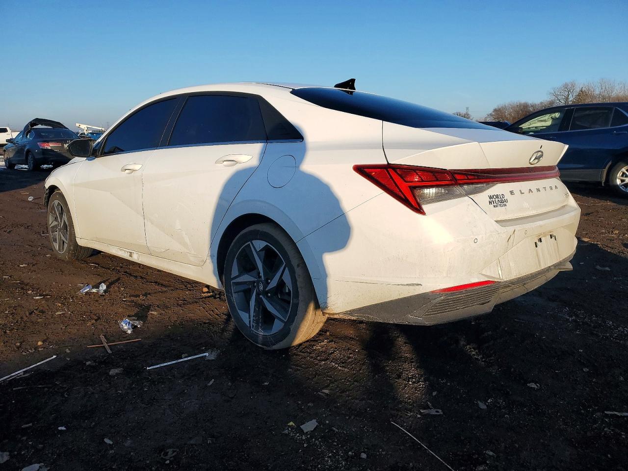 2023 HYUNDAI ELANTRA LIMITED photo 2