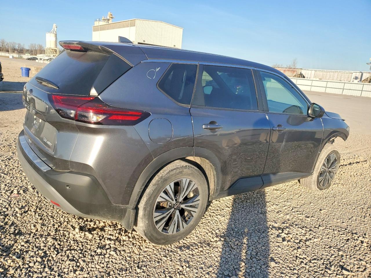 2023 NISSAN ROGUE SV photo 3