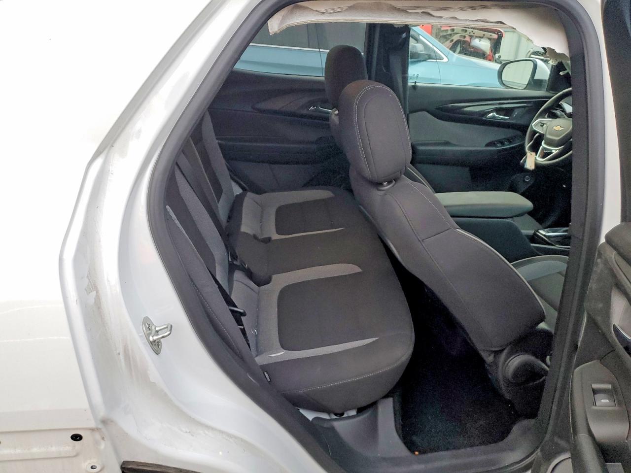 2025 CHEVROLET TRAILBLAZER LT photo 21