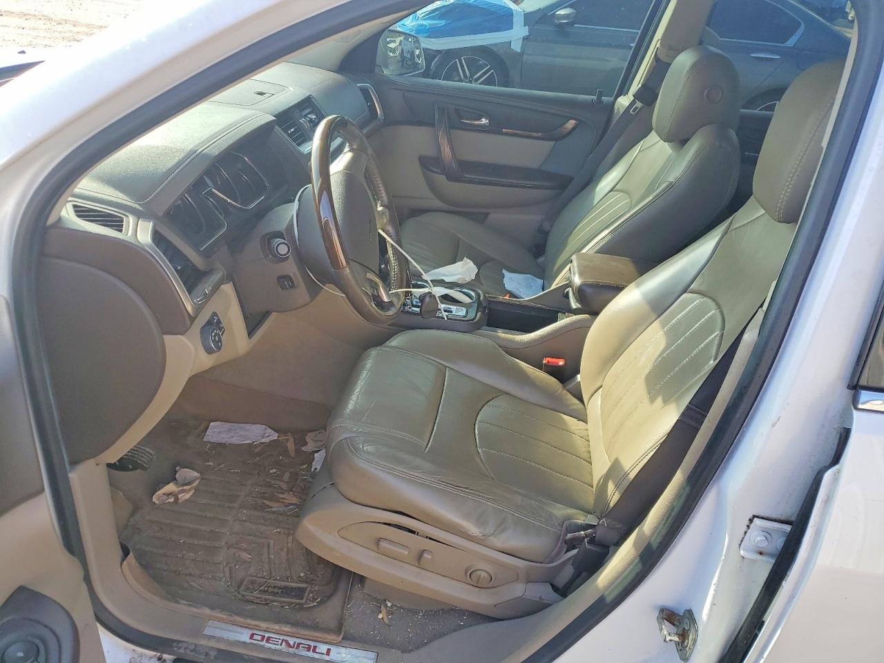 2016 GMC ACADIA DENALI photo 13