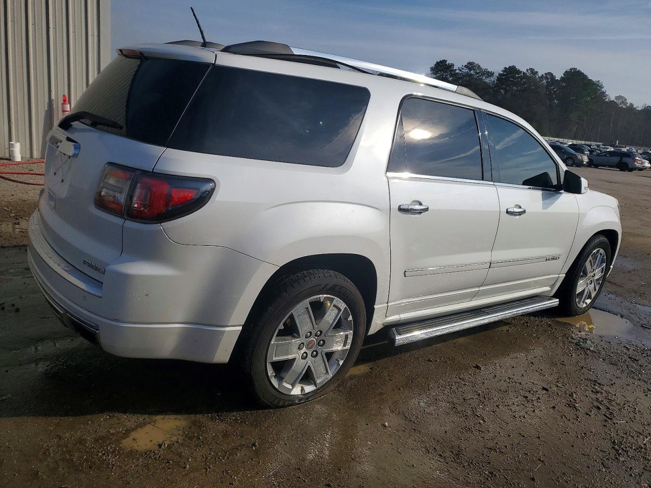 2016 GMC ACADIA DENALI photo 5
