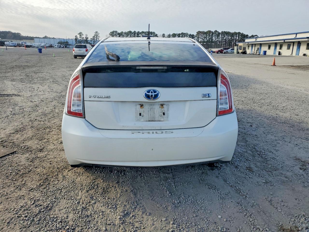 2012 TOYOTA PRIUS photo 6