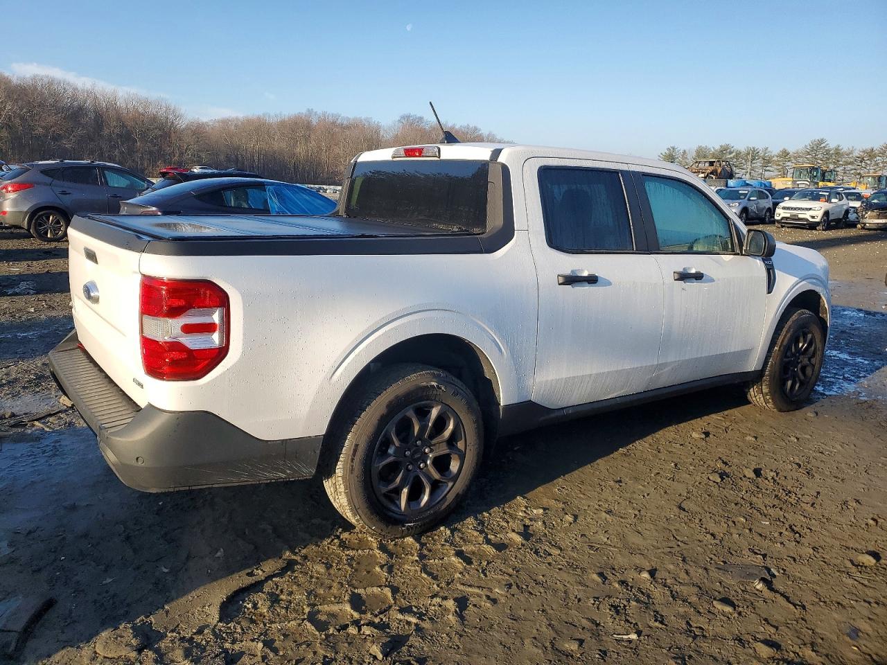 2023 FORD MAVERICK XL photo 5