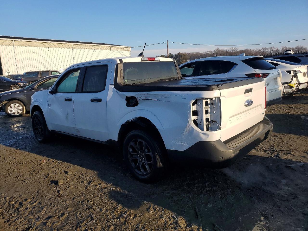 2023 FORD MAVERICK XL photo 3