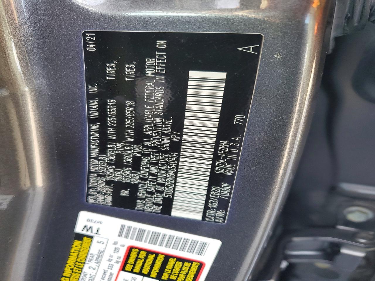 2021 TOYOTA HIGHLANDER XLE photo 27