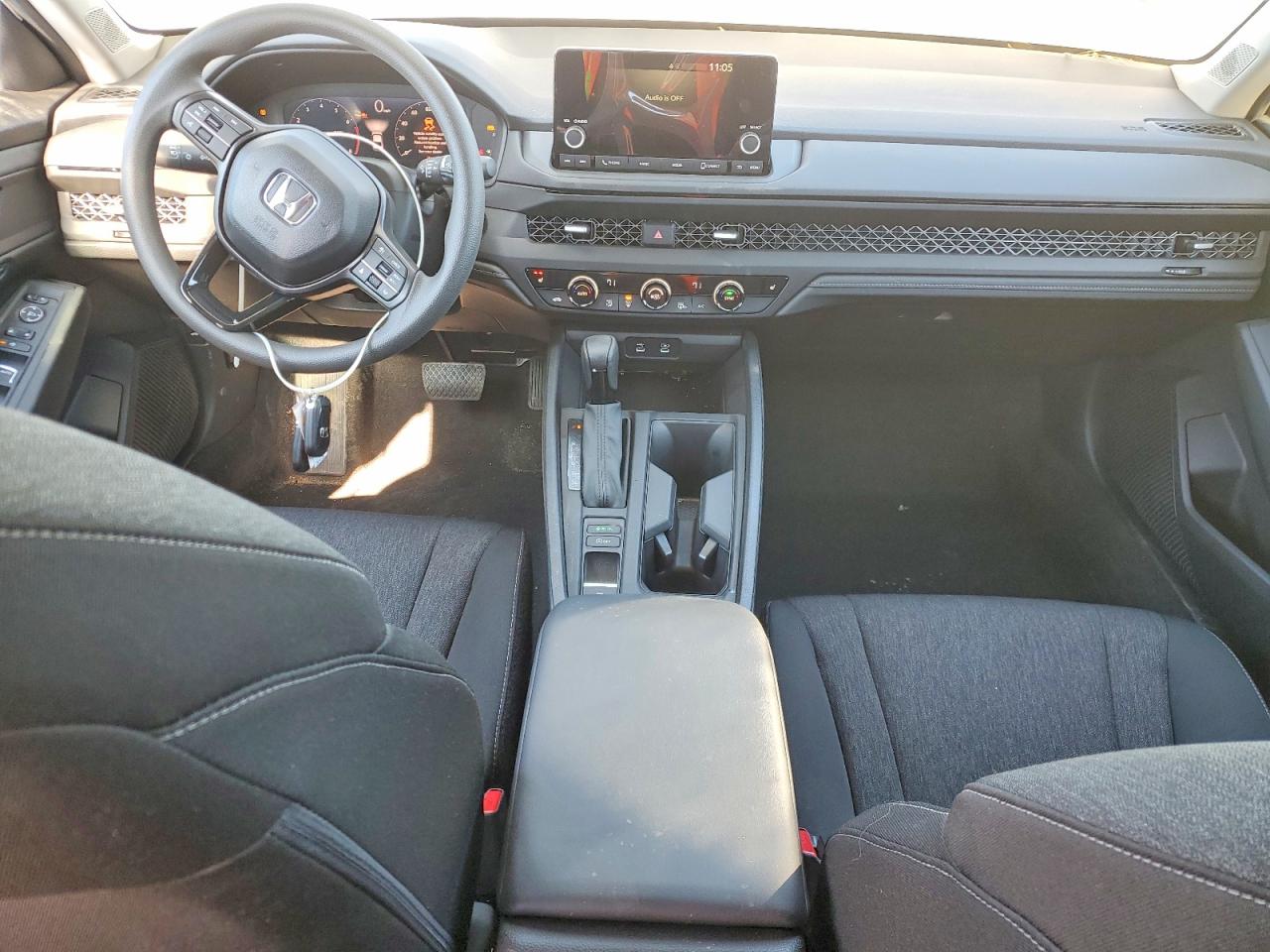 2025 HONDA ACCORD SE photo 22