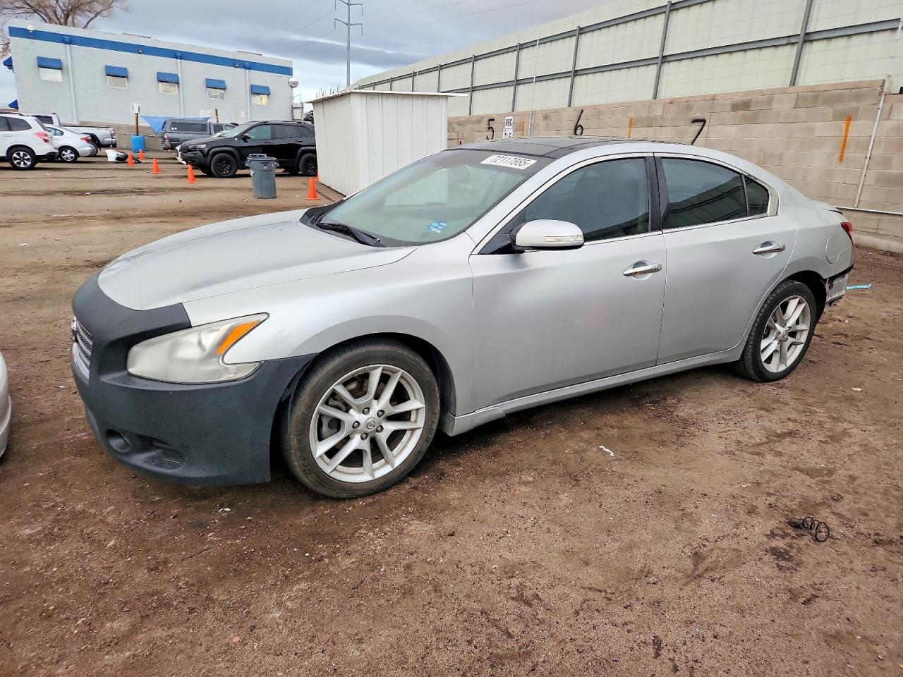 2009 NISSAN MAXIMA