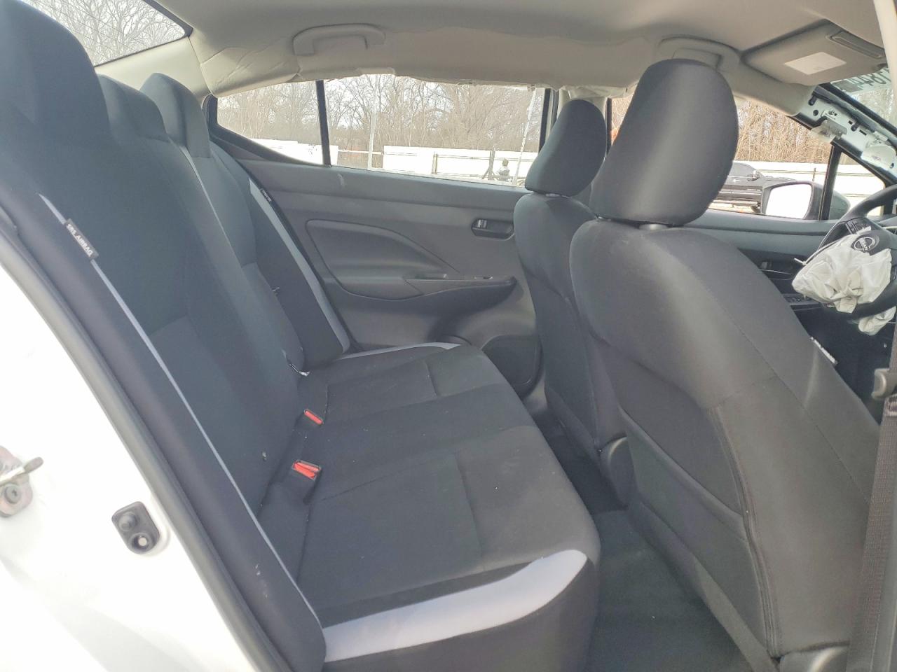 2025 NISSAN VERSA S photo 19