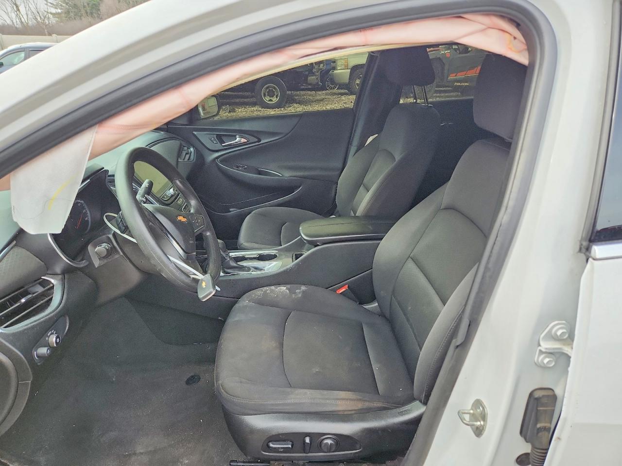 2021 CHEVROLET MALIBU LT photo 13
