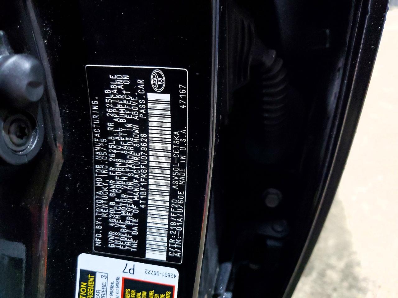 2015 TOYOTA CAMRY LE photo 13