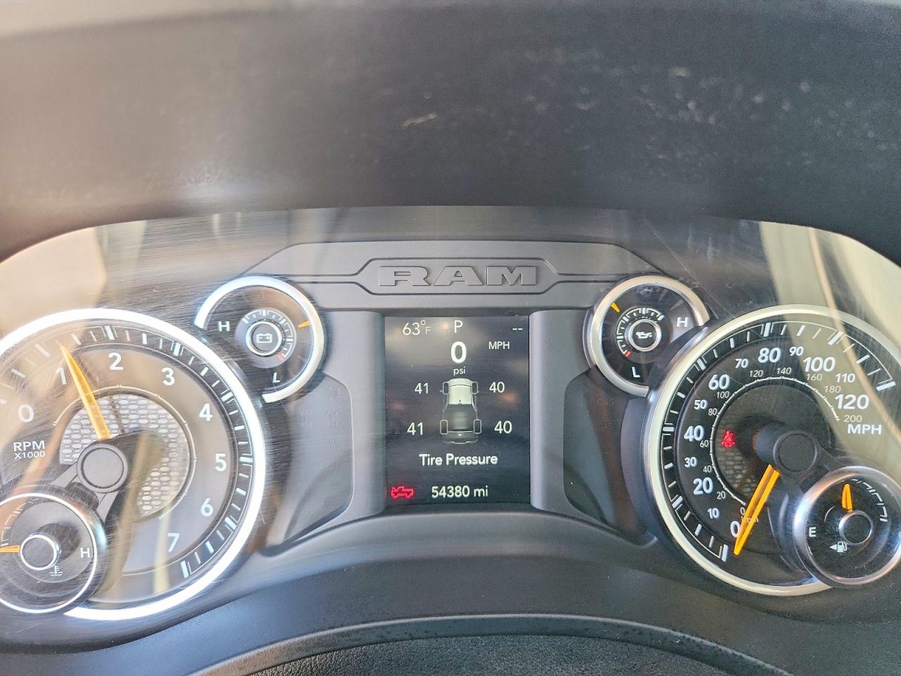 2019 RAM 1500 BIG HORN/LONE STAR photo 17