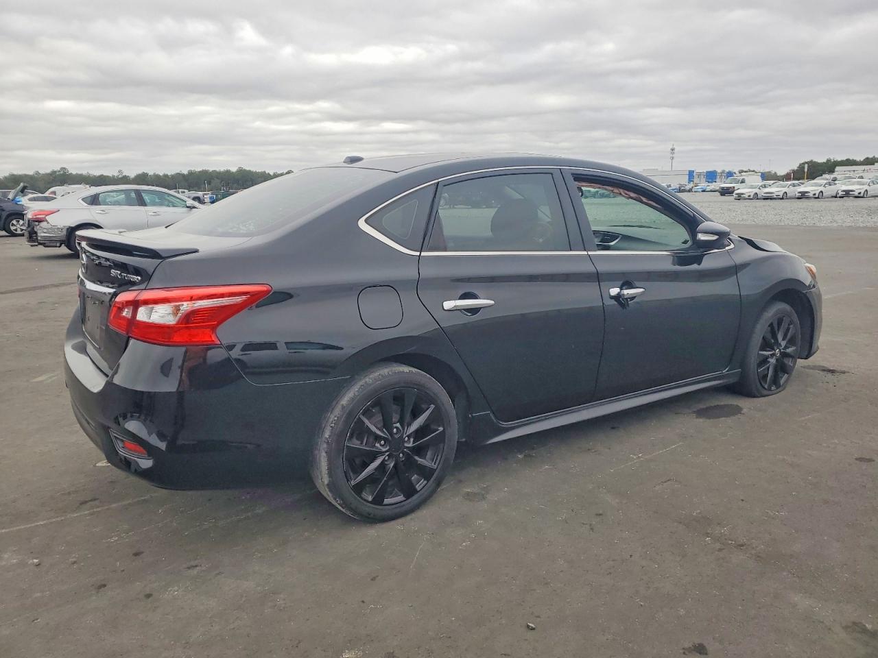 2017 NISSAN SENTRA SR TURBO photo 3