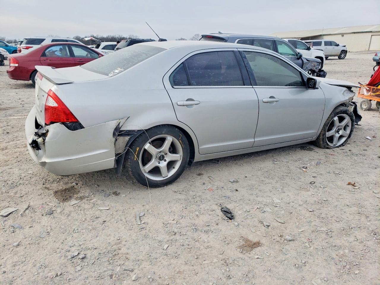 2010 FORD FUSION SE photo 3