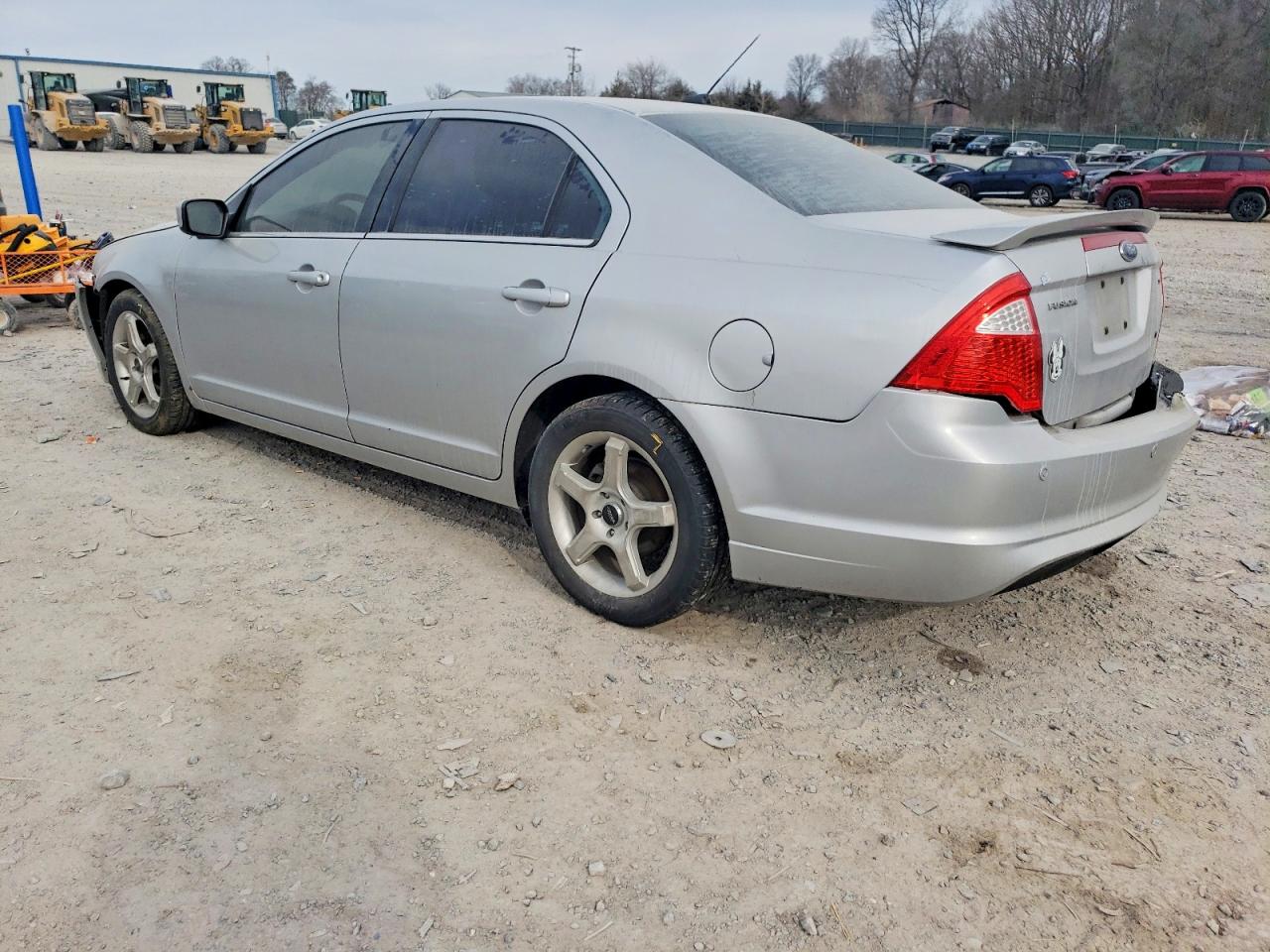 2010 FORD FUSION SE photo 2