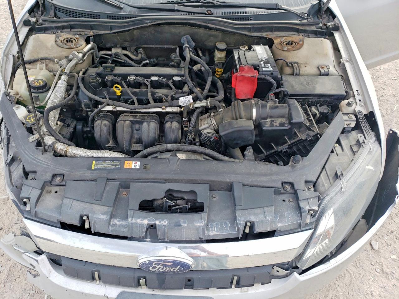 2010 FORD FUSION SE photo 11