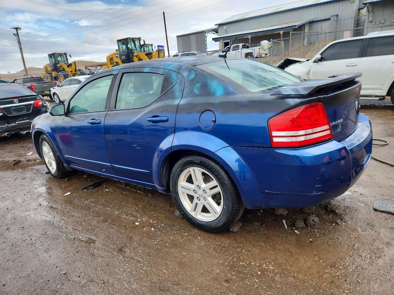 2010 DODGE AVENGER photo 4