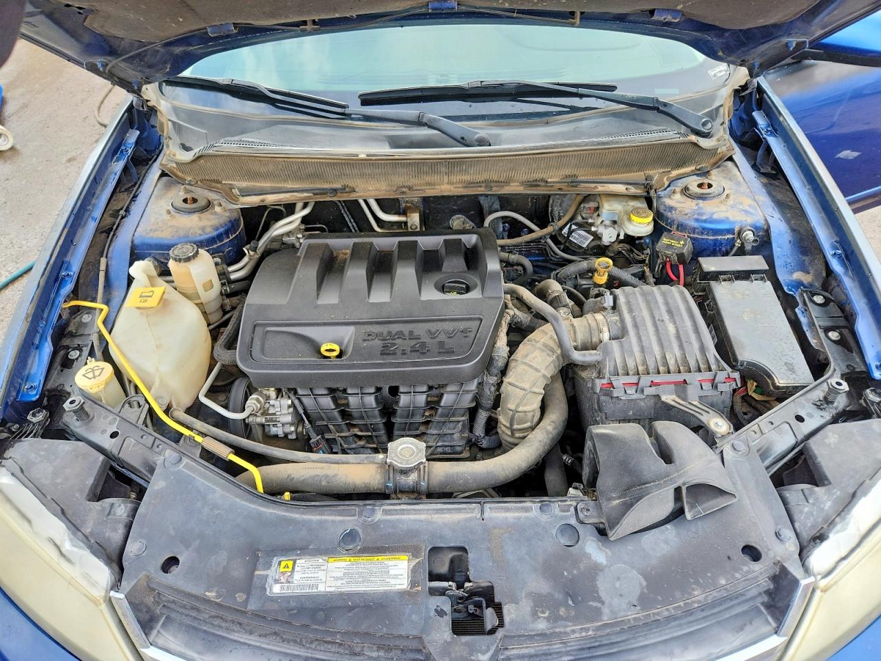 2010 DODGE AVENGER photo 31
