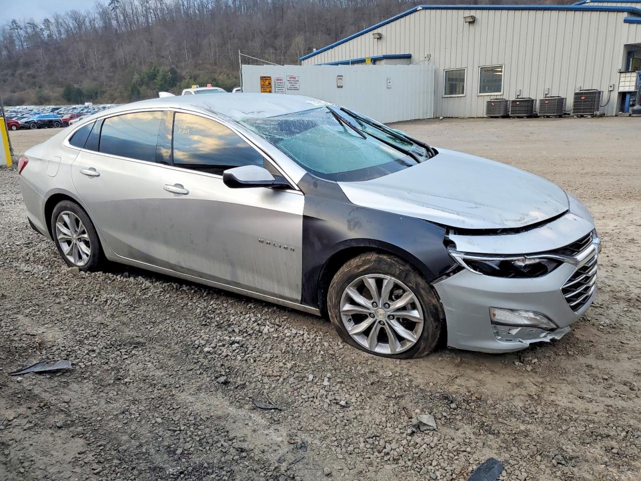 2022 CHEVROLET MALIBU LT photo 4