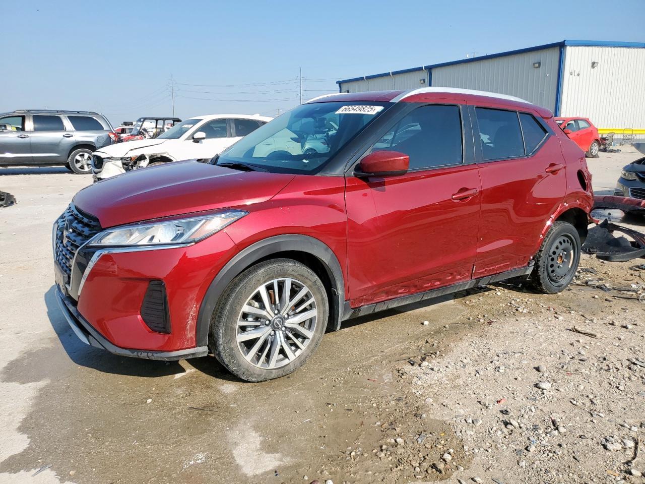 2023 NISSAN KICKS