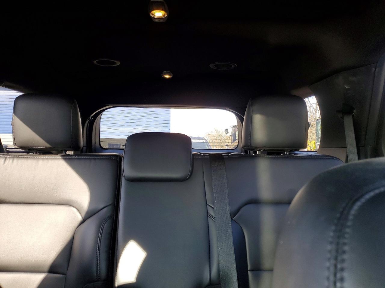 2019 FORD EXPLORER XLT photo 28