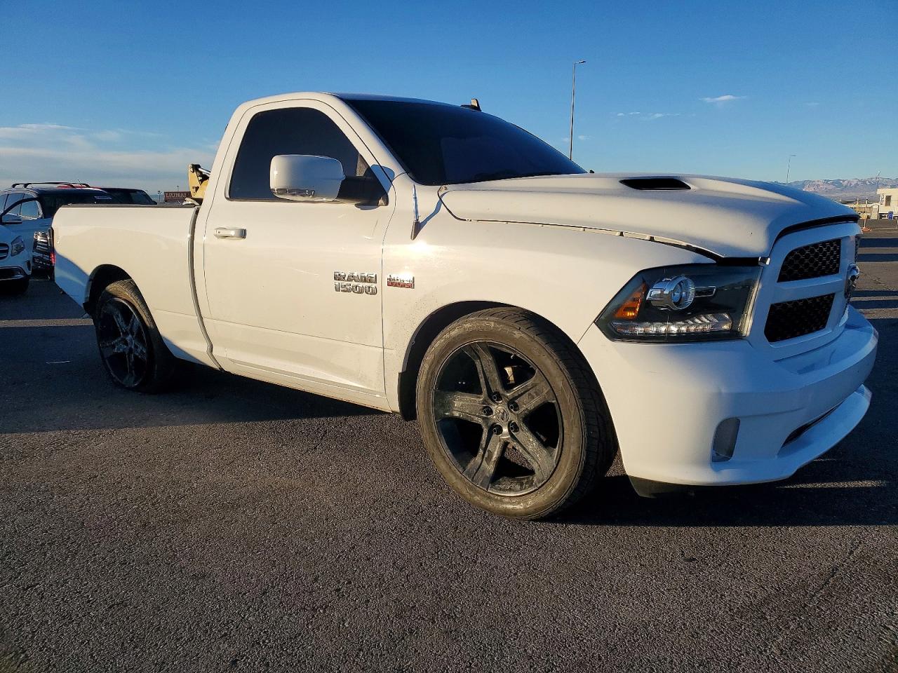 2017 RAM 1500 SPORT photo 4