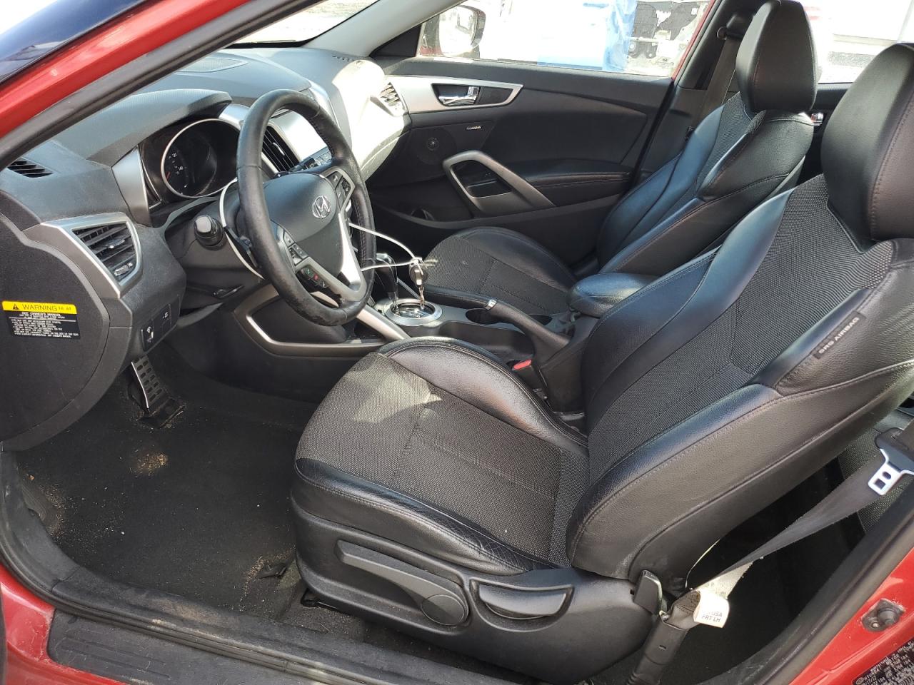 2013 HYUNDAI VELOSTER photo 19
