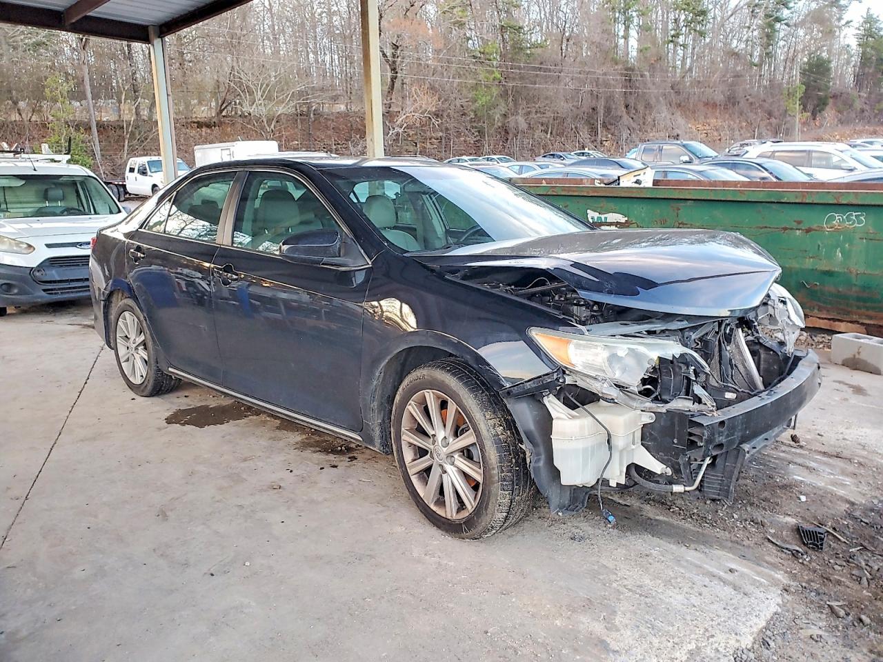 2012 TOYOTA CAMRY BASE photo 4