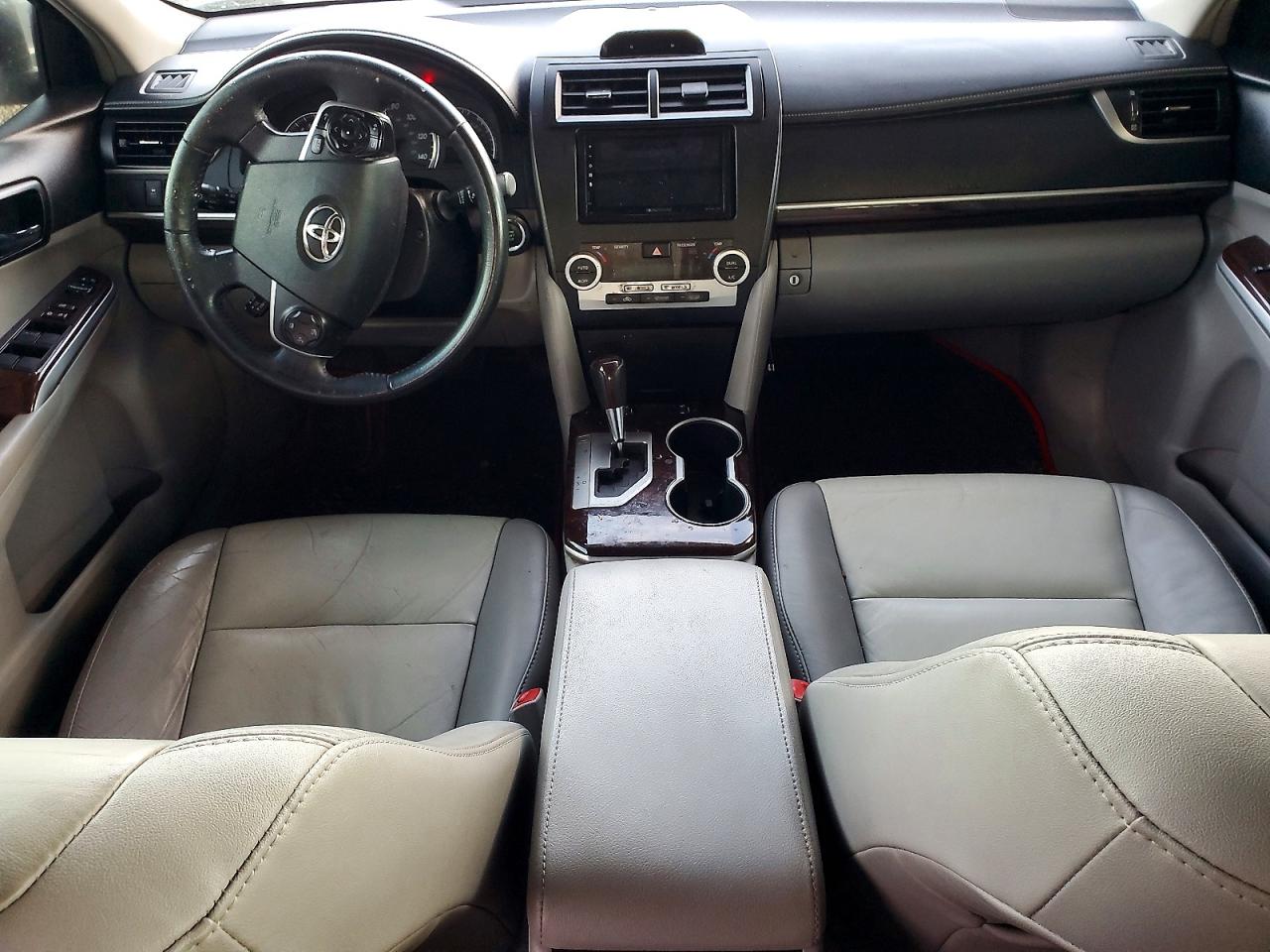2012 TOYOTA CAMRY BASE photo 8