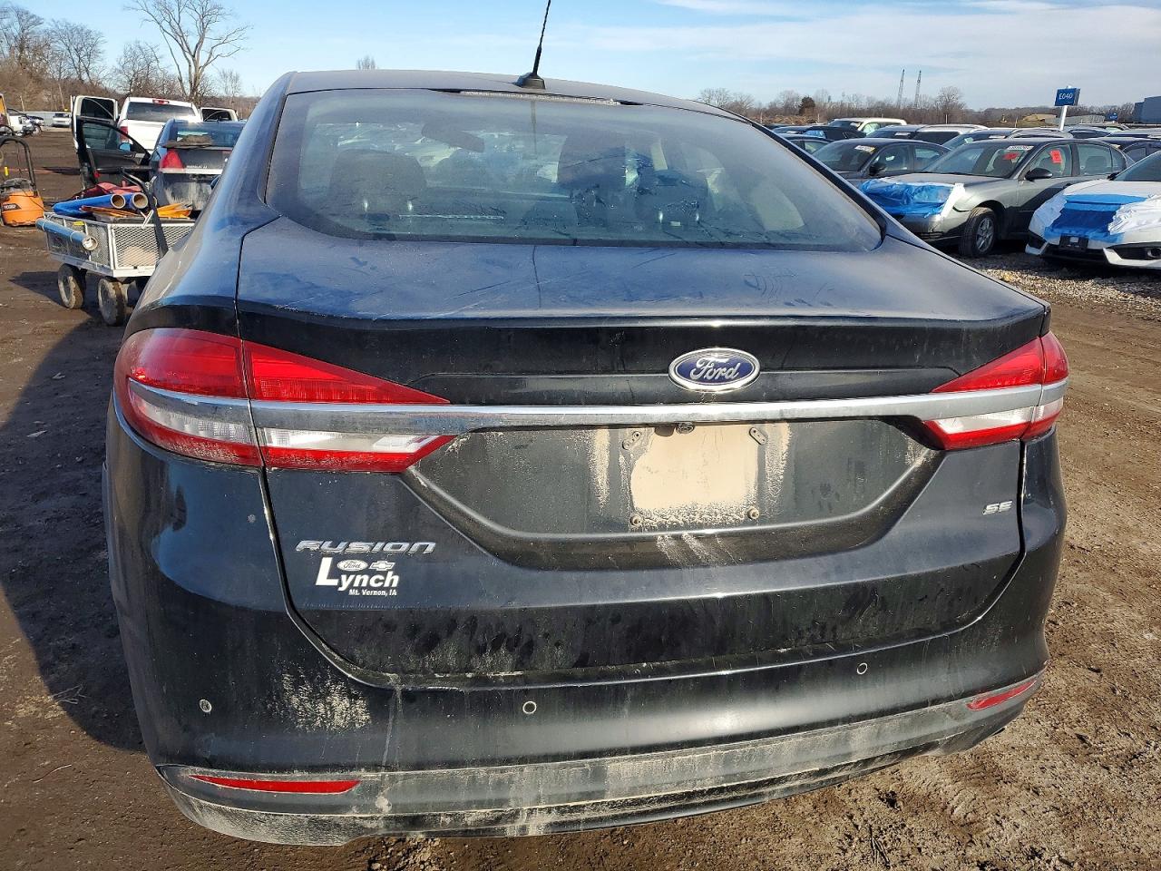 2017 FORD FUSION SE photo 16
