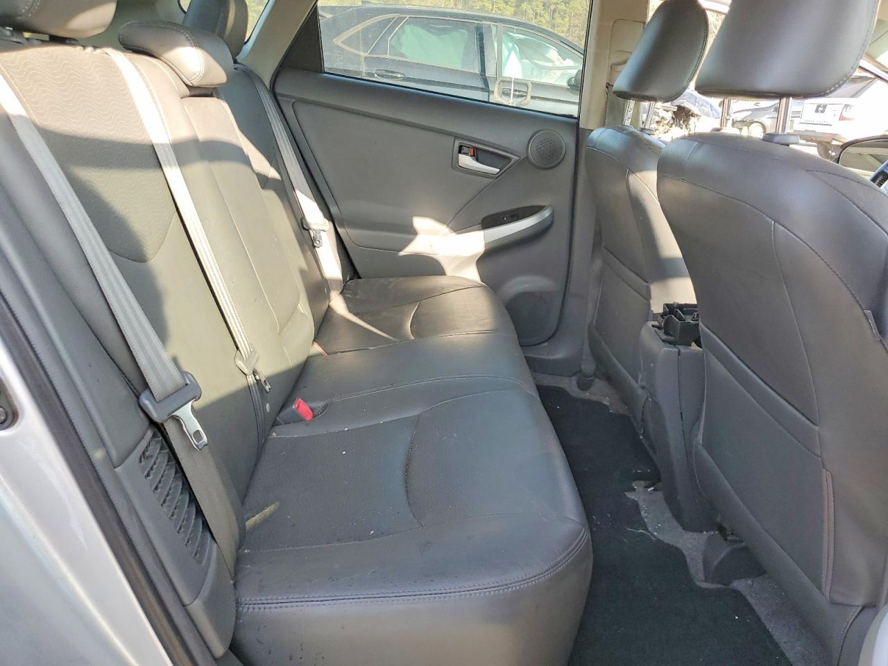 2011 TOYOTA PRIUS photo 19