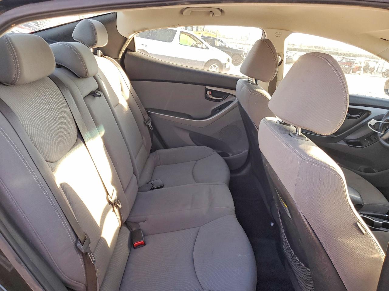 2014 HYUNDAI ELANTRA SE photo 19
