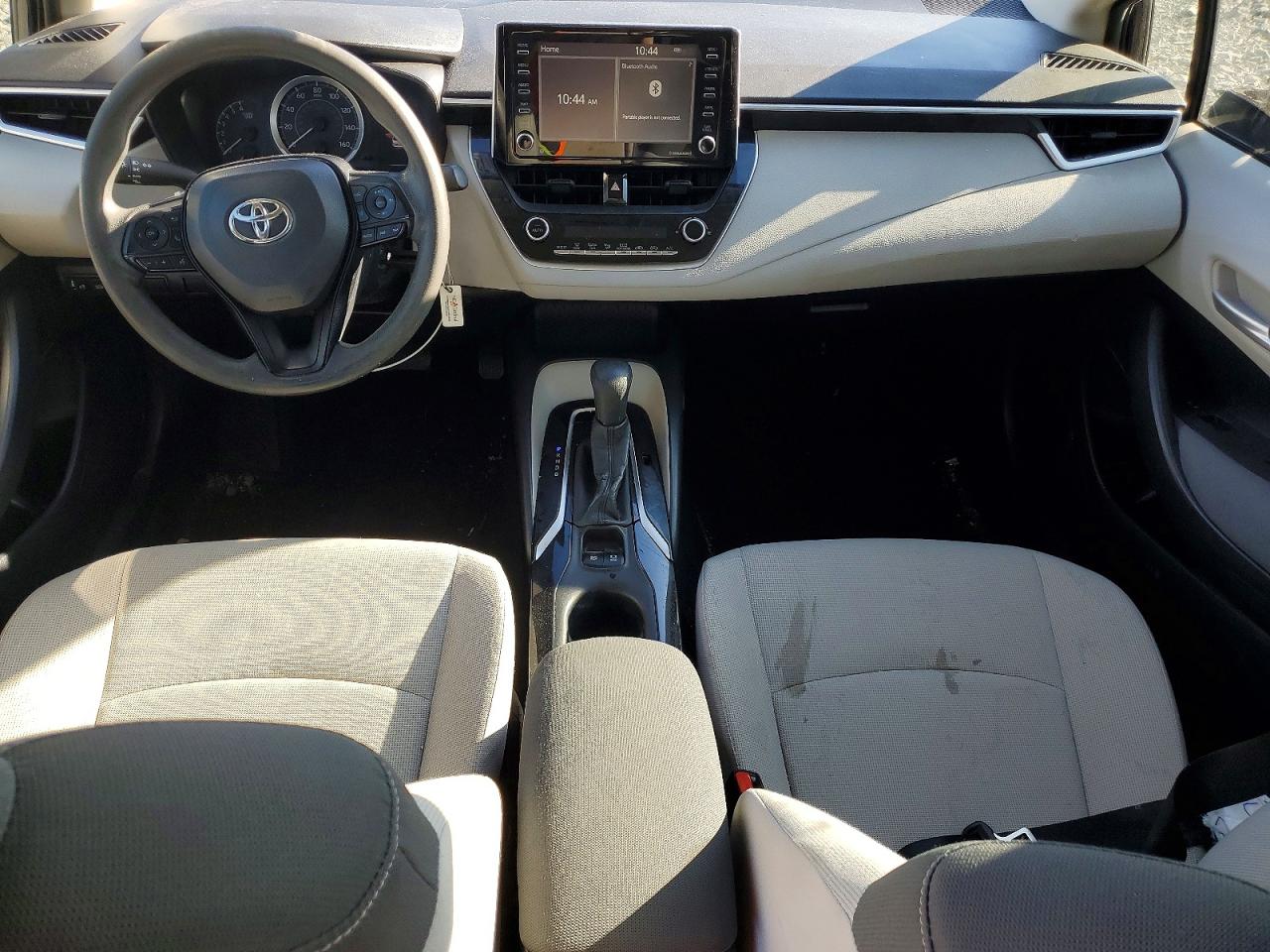 2021 TOYOTA COROLLA LE photo 8