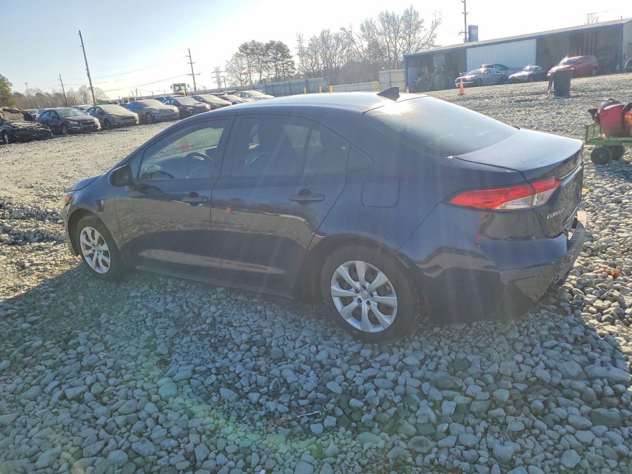 2021 TOYOTA COROLLA LE photo 2