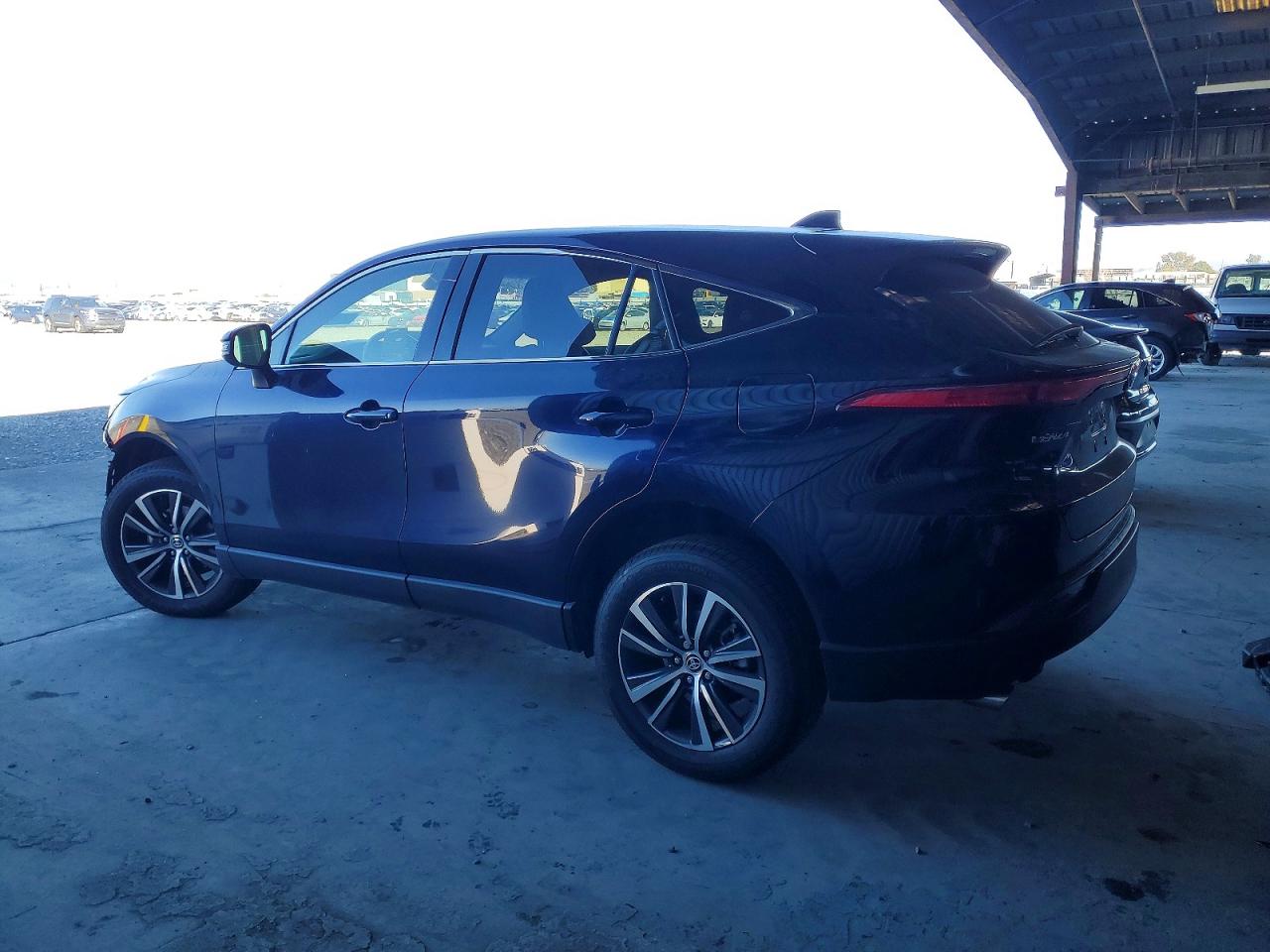 2022 TOYOTA VENZA LE photo 2