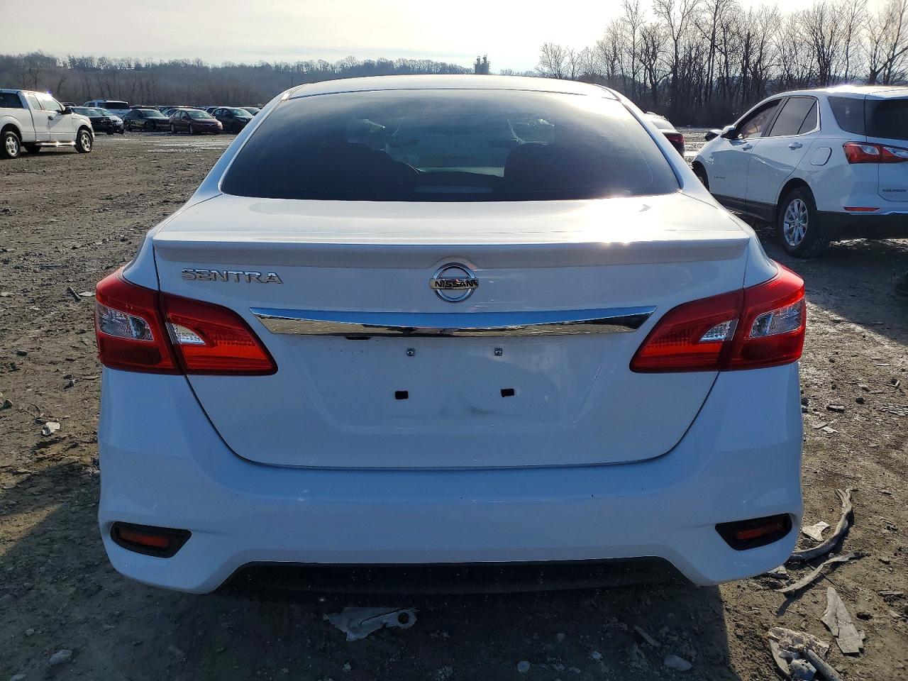 2019 NISSAN SENTRA S photo 11