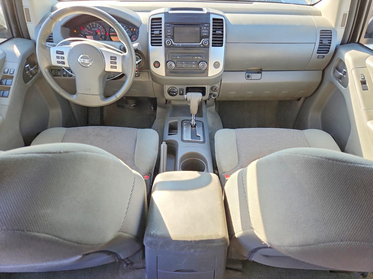 2018 NISSAN FRONTIER SV photo 15