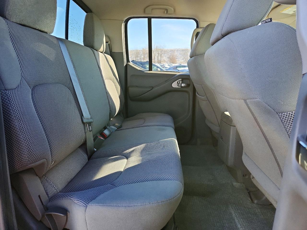 2018 NISSAN FRONTIER SV photo 19